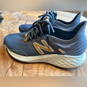 New Balance Rove Womans size 9